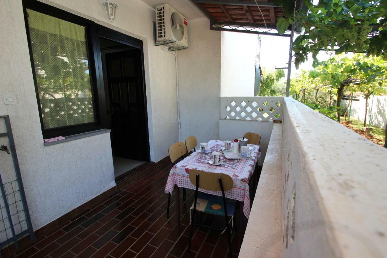 Apartment Sasa Bozac بوريتش المظهر الخارجي الصورة